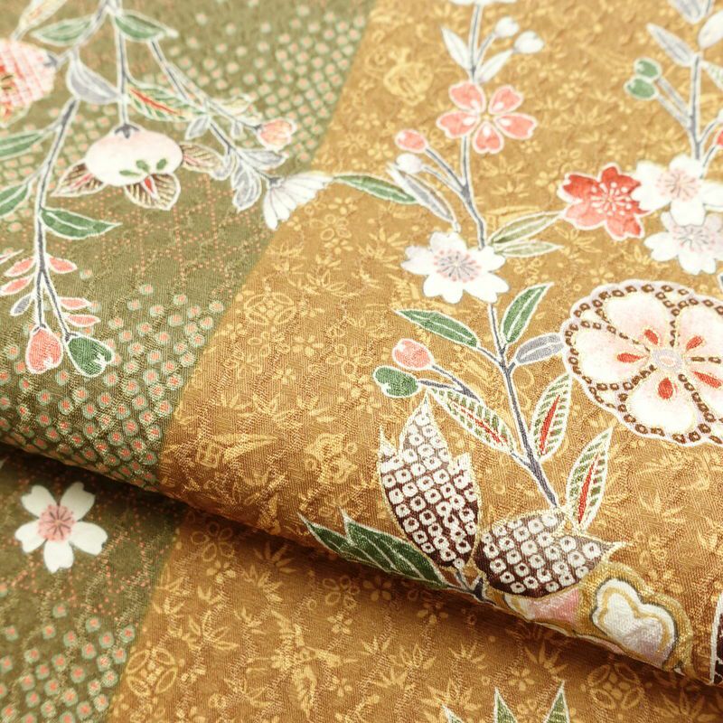 小紋 良品 しつけ糸付き 正絹 花柄 袷仕立て 身丈164.5cm 裄丈67.5cm 金彩 桜	着物 茶_画像20