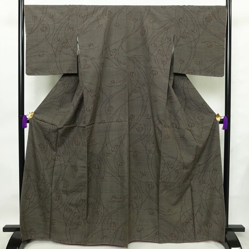 紬 良品 しつけ糸付き 正絹 木の葉・植物柄 袷仕立て 身丈165.5cm 裄丈69.5cm 着物 茶_画像1