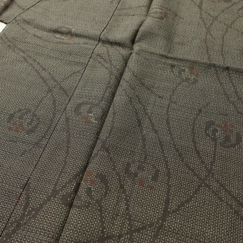 紬 良品 しつけ糸付き 正絹 木の葉・植物柄 袷仕立て 身丈165.5cm 裄丈69.5cm 着物 茶_画像5