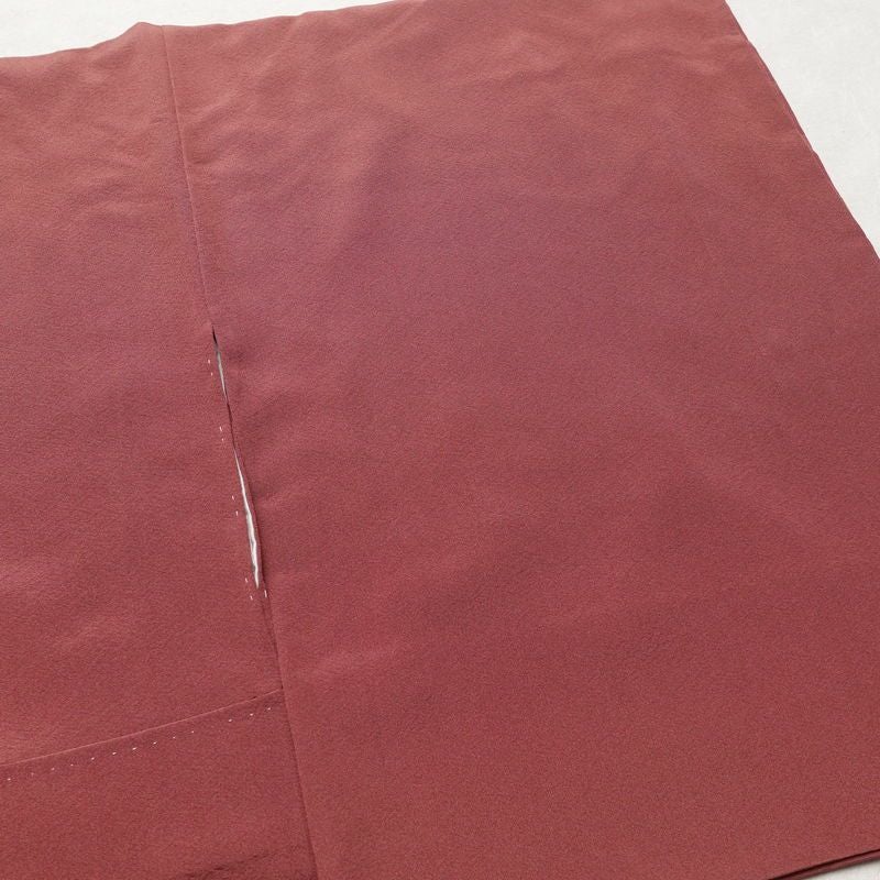 色留袖 一つ紋付き 正絹 古典柄 袷仕立て 身丈158cm 裄丈65cm 箔 刺繍 共八掛 金彩 フォーマル 着物 ピンク_画像14