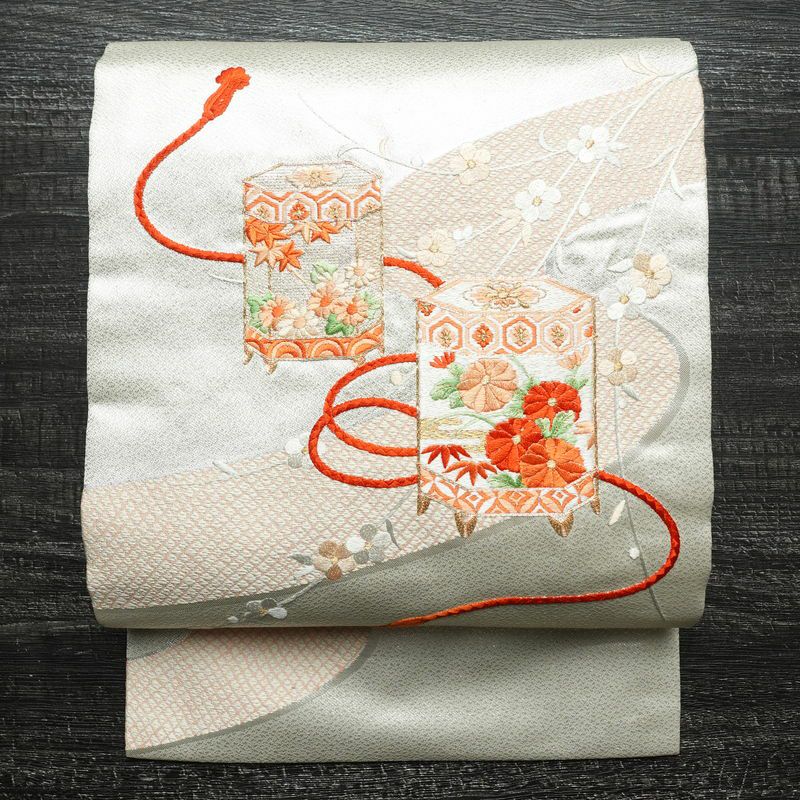 名古屋帯 太鼓柄 金駒刺繍 正絹 古典柄 名古屋仕立て 箔 刺繍 帯 金 名古屋帯 太鼓柄 金駒刺繍 正絹 古典柄 名古屋仕立て 箔 刺繍 帯 金