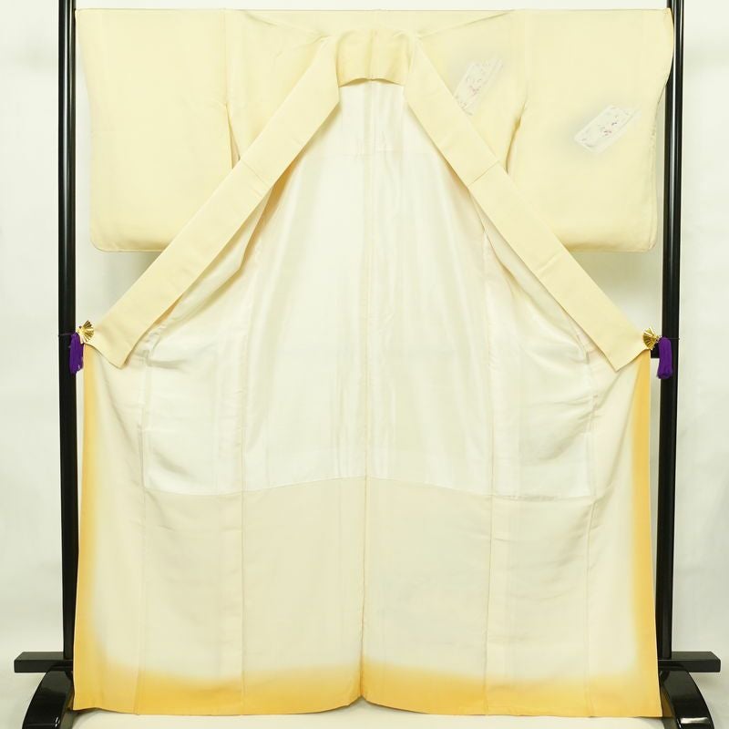 付け下げ 正絹 古典柄 袷仕立て 身丈168cm 裄丈69.5cm 刺繍 フォーマル 着物 クリーム_画像3