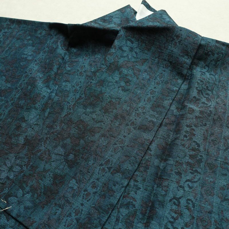 単衣 紬 良品 正絹 花柄 単衣仕立て 胴抜き 身丈161cm 裄丈65cm 一部しつけ糸付き 着物 青・紺_画像16