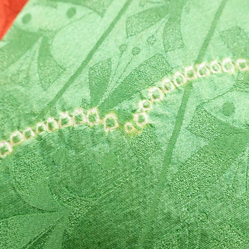 小紋 絞り 正絹 雲柄 袷仕立て 身丈155cm 裄丈68cm 一部しつけ糸付き 着物 多色使い_画像18