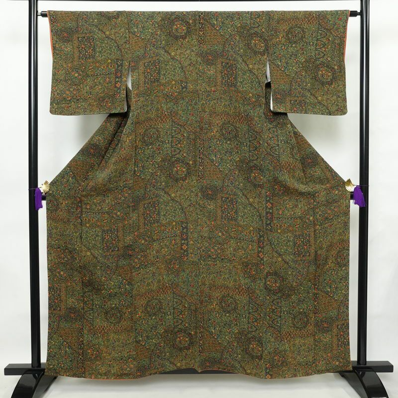 小紋 良品 縮緬 総柄 正絹 木の葉・植物柄 袷仕立て 身丈158cm 裄丈65cm 着物 緑・うぐいす色_画像1