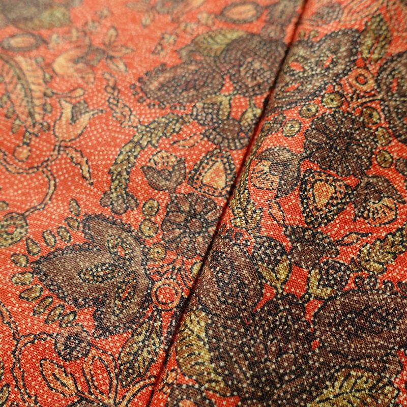小紋 良品 紬地 しつけ糸付き 正絹 木の葉・植物柄 袷仕立て 身丈155.5cm 裄丈63cm 着物 橙_画像9