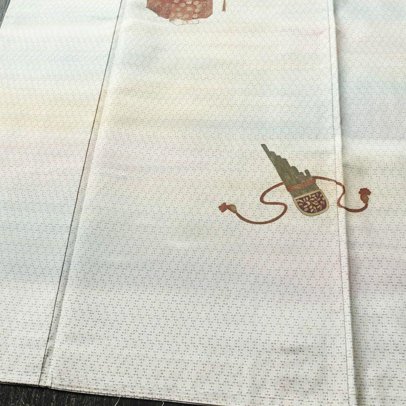 付け下げ 正絹 人物・動物柄 袷仕立て 身丈165.5cm 裄丈67cm 共八掛 金彩 フォーマル 着物 白_画像4