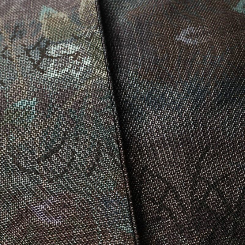 大島紬 証紙なし 正絹 木の葉・植物柄 袷仕立て 身丈155cm 裄丈64cm 着物 多色使い_画像10