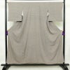 小紋 縮緬 正絹 亀甲柄 袷仕立て 身丈153.5cm 裄丈66.5cm 着物 グレー_画像1