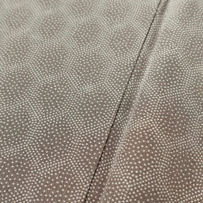 小紋 縮緬 正絹 亀甲柄 袷仕立て 身丈153.5cm 裄丈66.5cm 着物 グレー_画像7