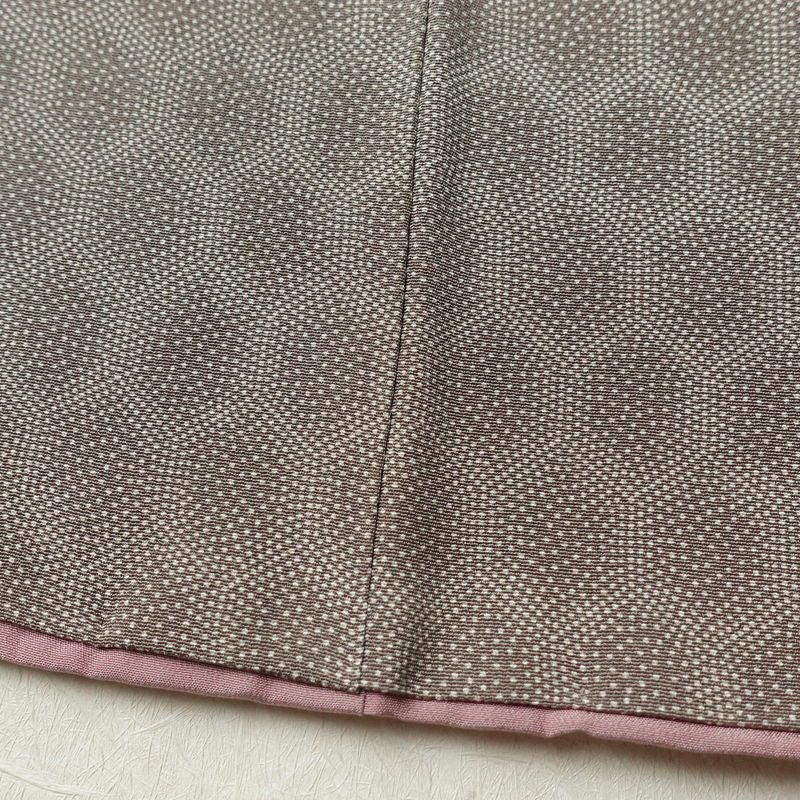 小紋 縮緬 正絹 亀甲柄 袷仕立て 身丈153.5cm 裄丈66.5cm 着物 グレー_画像9