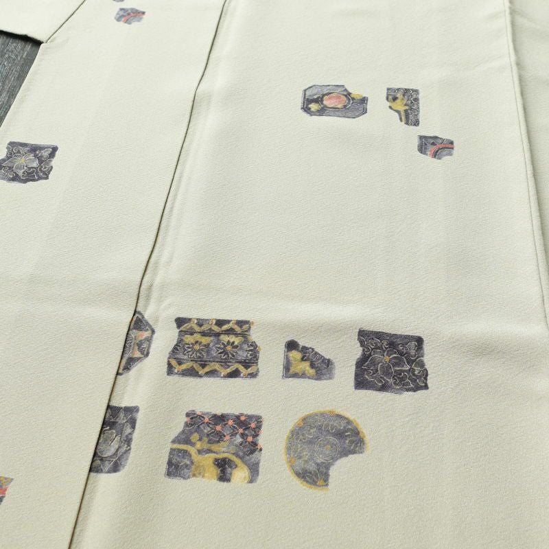 小紋 縮緬 正絹 幾何学柄・抽象柄 袷仕立て 身丈165cm 裄丈66cm 着物 グレー_画像5