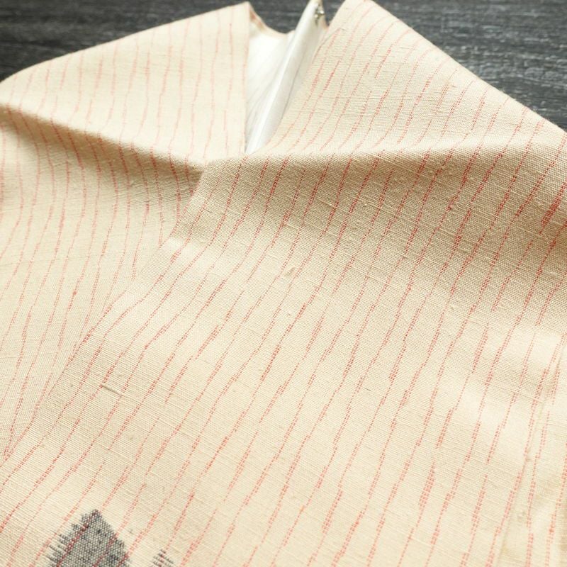 単衣 紬 正絹 幾何学柄・抽象柄 単衣仕立て 身丈158cm 裄丈66cm 着物 ベージュ_画像15