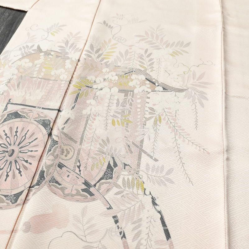 付け下げ 良品 綸子 一つ紋付き 正絹 木の葉・植物柄 袷仕立て 身丈161.5cm 裄丈65cm フォーマル 着物 ピンク_画像5