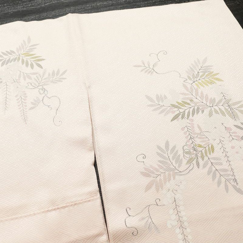 付け下げ 良品 綸子 一つ紋付き 正絹 木の葉・植物柄 袷仕立て 身丈161.5cm 裄丈65cm フォーマル 着物 ピンク_画像16