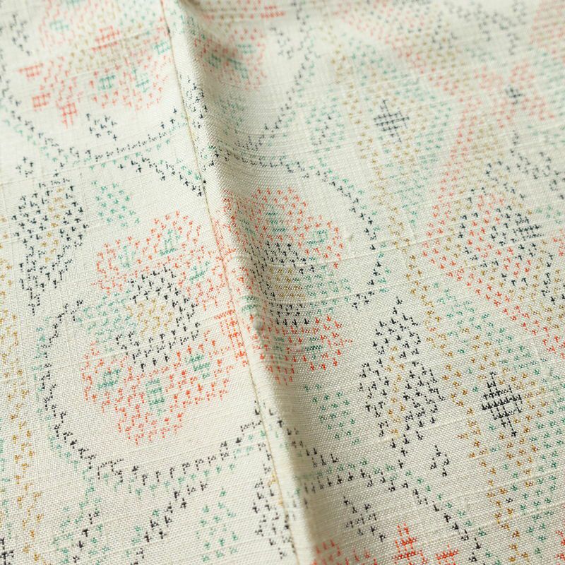 紬 正絹 幾何学柄・抽象柄 袷仕立て 身丈158cm 裄丈65.5cm 着物 白_画像9