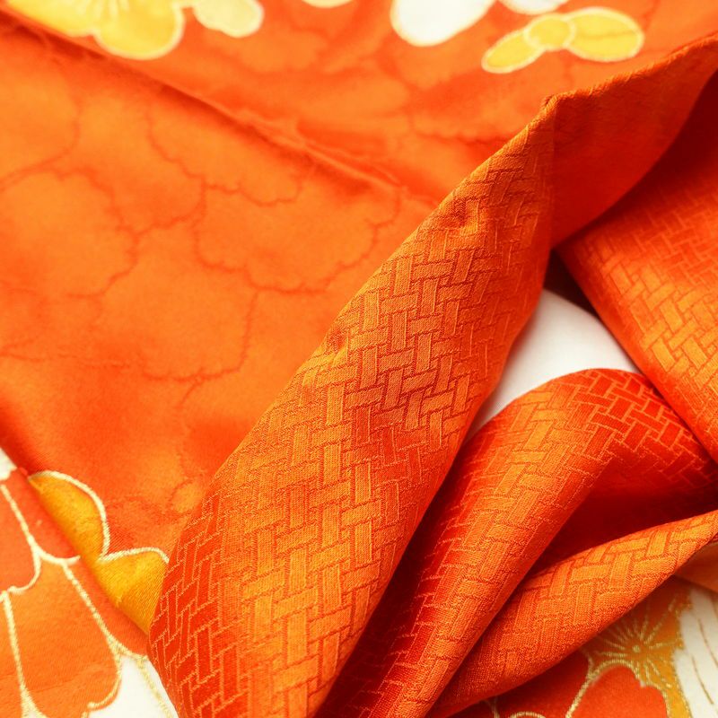 振袖 金駒刺繍 綸子 正絹 花柄 袷仕立て 身丈164cm 裄丈67cm 箔 金彩 フォーマル 着物 橙_画像12