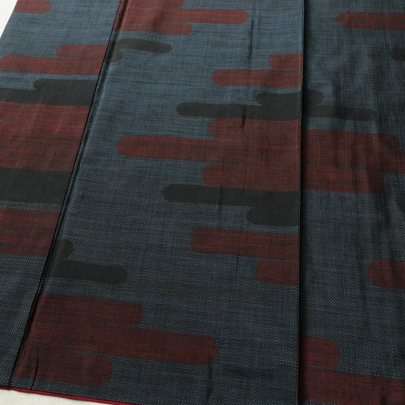 紬 正絹 幾何学柄・抽象柄 袷仕立て 身丈161.5cm 裄丈65.5cm 着物 青・紺_画像4