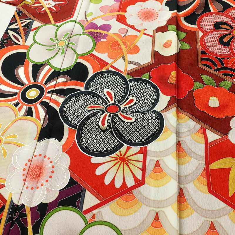 振袖 良品 ポリエステル 古典柄 袷仕立て 身丈169.5cm 裄丈68.5cm 箔 金彩 フォーマル 二十歳 着物 多色使い_画像5