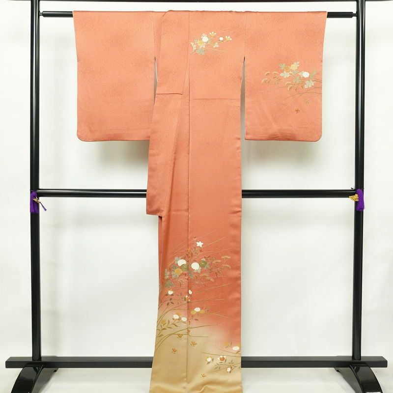 付け下げ 正絹 木の葉・植物柄 袷仕立て 身丈166cm 裄丈67.5cm 箔 金彩 フォーマル 着物 橙_画像2