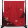 振袖 縮緬 金駒刺繍 正絹 古典柄 袷仕立て 身丈156.5cm 裄丈64cm 刺繍 金糸 フォーマル 着物 赤・朱_画像1