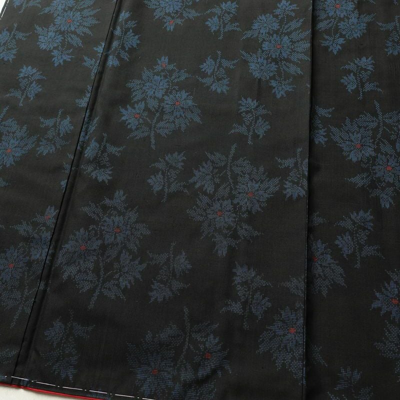 大島紬 しつけ糸付き 正絹 木の葉・植物柄 袷仕立て 身丈170cm 裄丈69.5cm 着物 黒_画像4