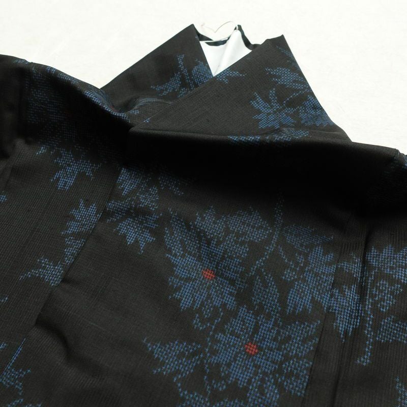 大島紬 しつけ糸付き 正絹 木の葉・植物柄 袷仕立て 身丈170cm 裄丈69.5cm 着物 黒_画像15