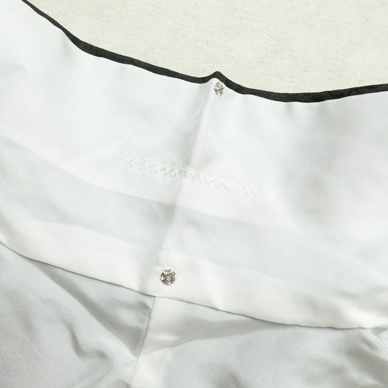 付け下げ 落款入り 正絹 木の葉・植物柄 袷仕立て 身丈157cm 裄丈67cm 箔 刺繍 金彩 フォーマル 着物 緑・うぐいす色_画像19