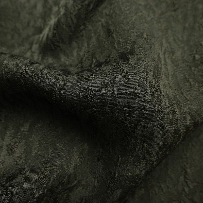 付け下げ 落款入り 正絹 木の葉・植物柄 袷仕立て 身丈157cm 裄丈67cm 箔 刺繍 金彩 フォーマル 着物 緑・うぐいす色_画像21