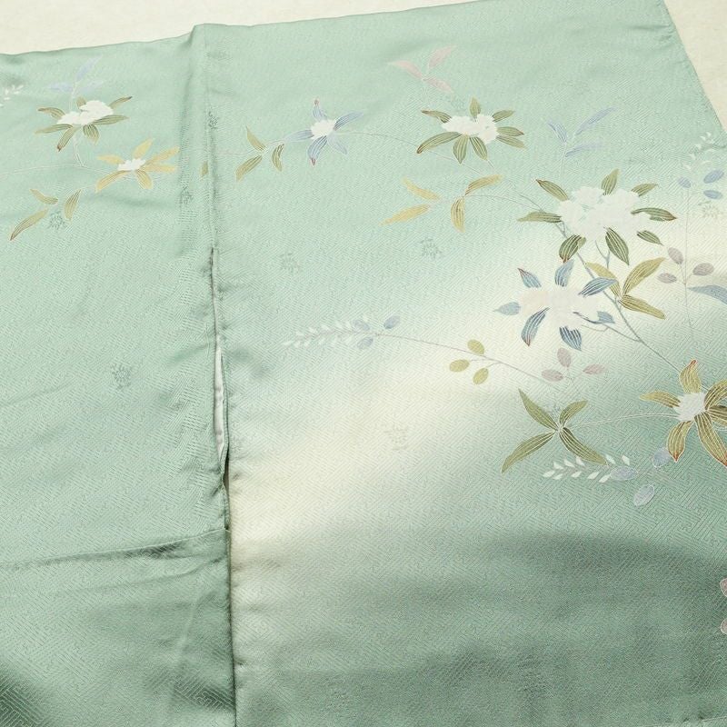 訪問着 良品 しつけ糸付き 綸子 正絹 花柄 袷仕立て 身丈163.5cm 裄丈68cm フォーマル 着物 緑・うぐいす色_画像11