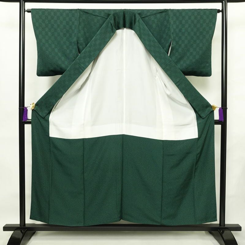 色無地 良品 一つ紋付き 正絹 チェック・格子柄 袷仕立て 身丈155cm 裄丈64cm フォーマル 着物 緑・うぐいす色_画像3