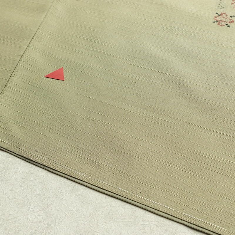 紬 良品 しつけ糸付き 正絹 幾何学柄・抽象柄 袷仕立て 身丈155.5cm 裄丈66cm 着物 緑・うぐいす色_画像13