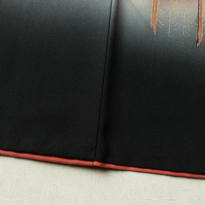 付け下げ 良品 縮緬 正絹 風景柄 袷仕立て 身丈155.5cm 裄丈65.5cm 箔 金彩 フォーマル 着物 赤・朱_画像12