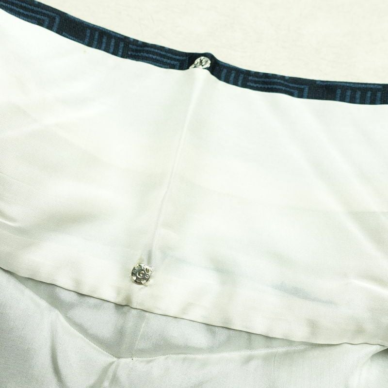 小紋 アンティーク風 混紡 幾何学柄・抽象柄 袷仕立て 身丈150.5cm 裄丈62cm 一部しつけ糸付き 着物 青・紺_画像19