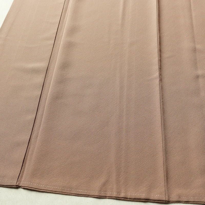 色無地 柿本市郎 落款入り 縮緬 一つ紋付き 正絹 無地 袷仕立て 身丈163cm 裄丈68cm フォーマル 着物 ベージュ_画像4