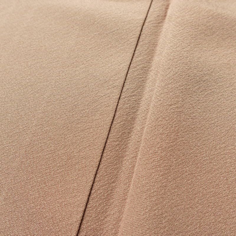 色無地 柿本市郎 落款入り 縮緬 一つ紋付き 正絹 無地 袷仕立て 身丈163cm 裄丈68cm フォーマル 着物 ベージュ_画像7