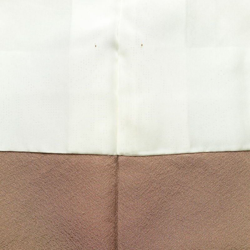 色無地 柿本市郎 落款入り 縮緬 一つ紋付き 正絹 無地 袷仕立て 身丈163cm 裄丈68cm フォーマル 着物 ベージュ_画像20