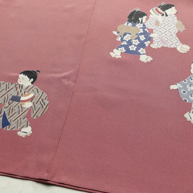 訪問着 落款入り 関口遼一 十日町友禅 一つ紋付き 正絹 人物・動物柄 袷仕立て 身丈159cm 裄丈63.5cm フォーマル 着物 ピンク_画像10