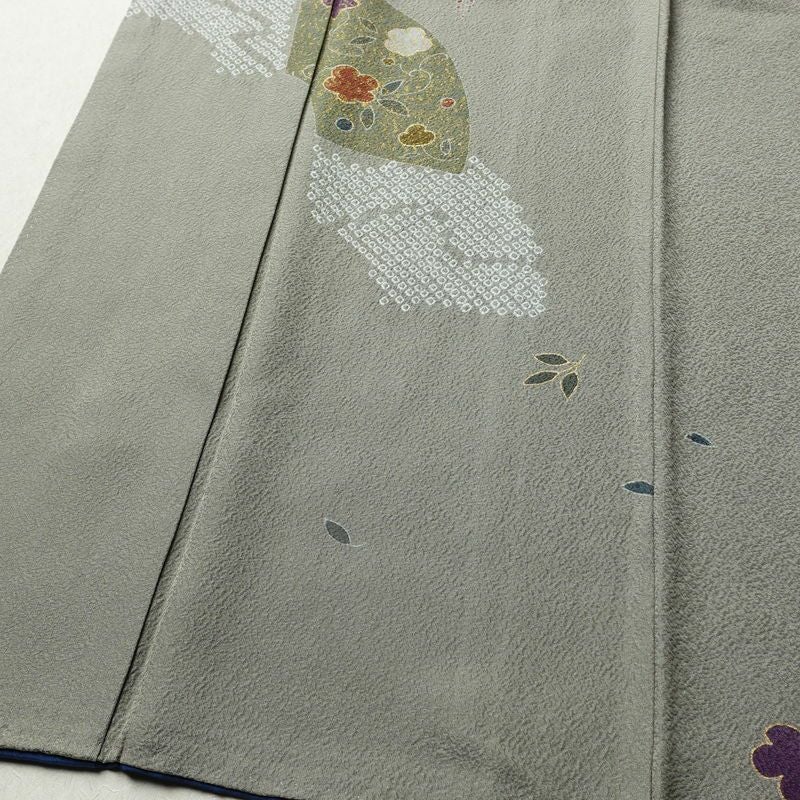 訪問着 正絹 古典柄 袷仕立て 身丈164.5cm 裄丈66.5cm 箔 金彩 フォーマル 着物 グレー_画像4