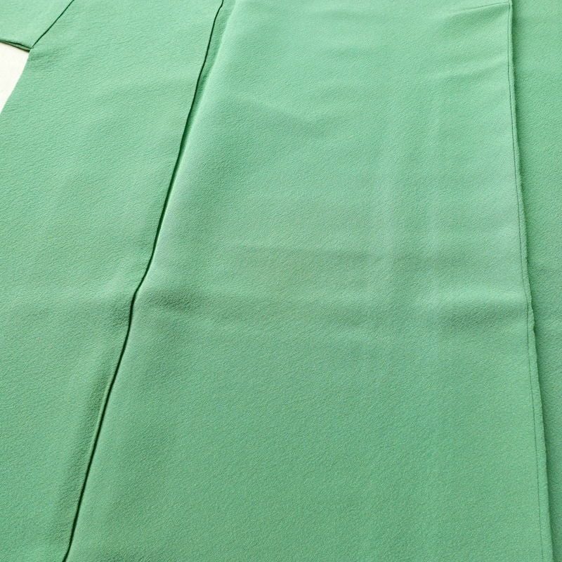 色無地 縮緬 一つ紋付き 正絹 無地 袷仕立て 身丈160.5cm 裄丈67cm 共八掛 フォーマル 着物 緑・うぐいす色_画像5