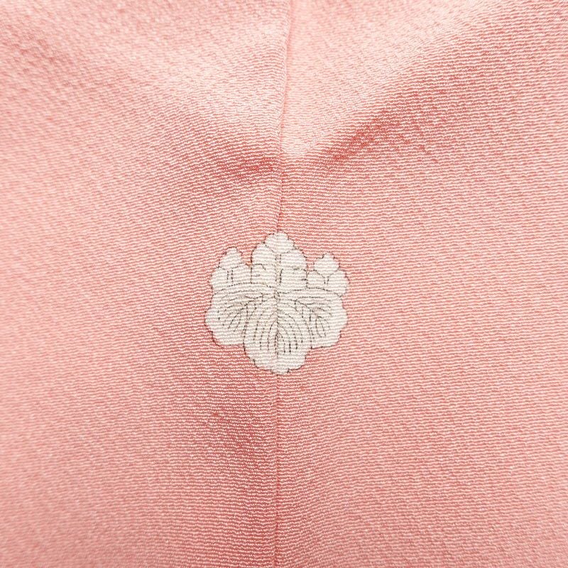 色無地 しつけ糸付き 縮緬 一つ紋付き 正絹 無地 袷仕立て 身丈157cm 裄丈65cm フォーマル 着物 ピンク_画像12