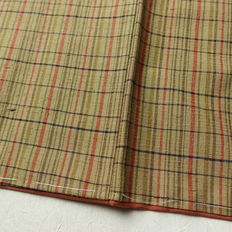 紬 良品 しつけ糸付き 正絹 チェック・格子柄 袷仕立て 身丈166.5cm 裄丈67cm 着物 黄・黄土色_画像11