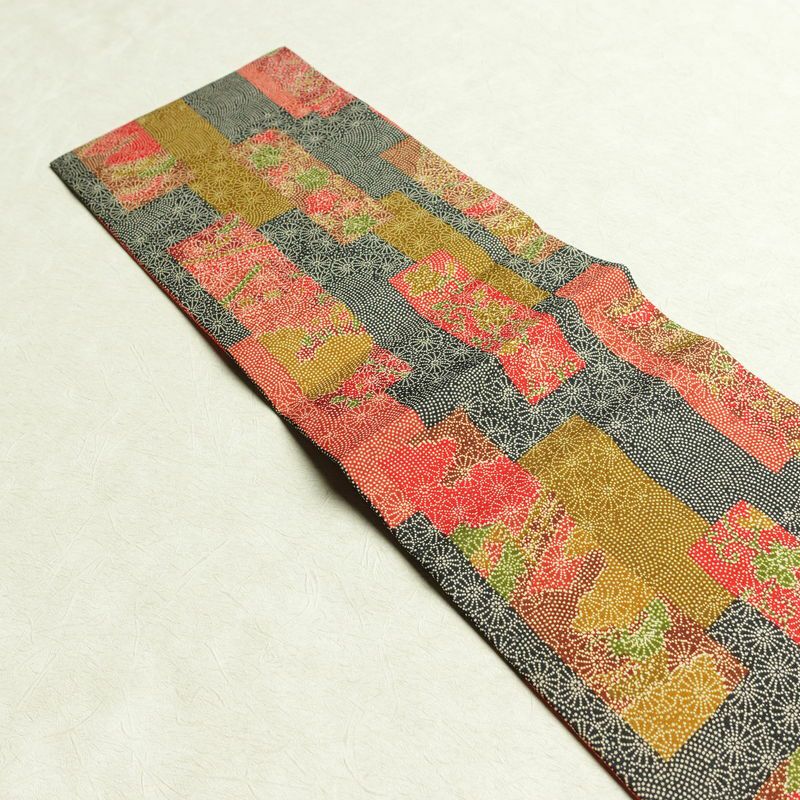 名古屋帯 全通柄 美品 正絹 古典柄 名古屋仕立て 帯 多色使い_画像15