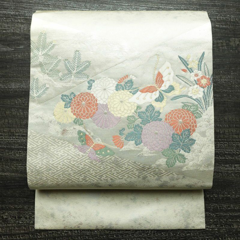 名古屋帯 小袖金彩錦 太鼓柄 良品 正絹 花柄 名古屋仕立て 蝶 箔 帯 白_画像1