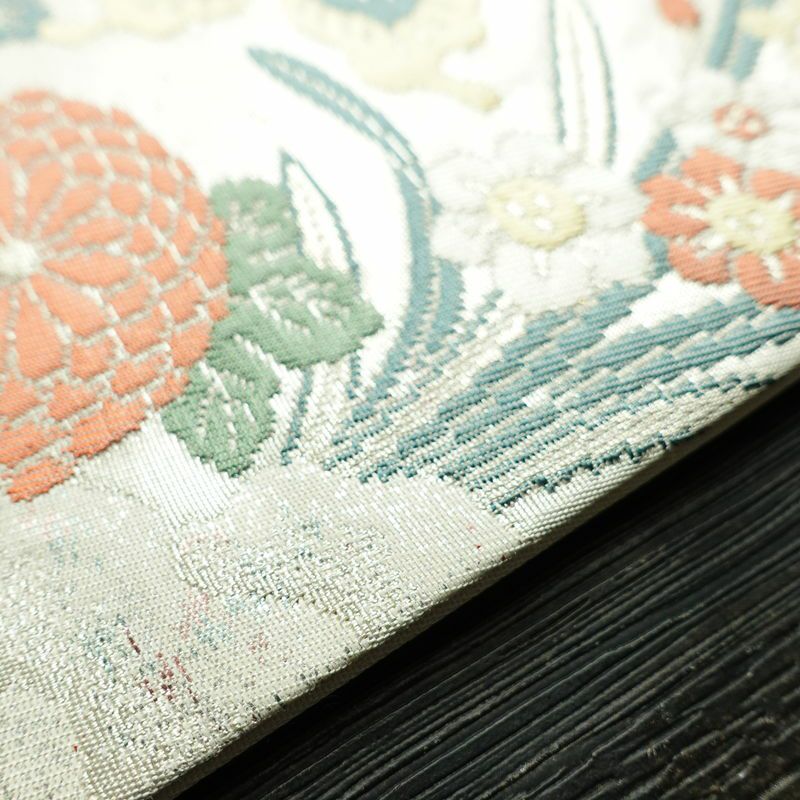 名古屋帯 小袖金彩錦 太鼓柄 良品 正絹 花柄 名古屋仕立て 蝶 箔 帯 白_画像12