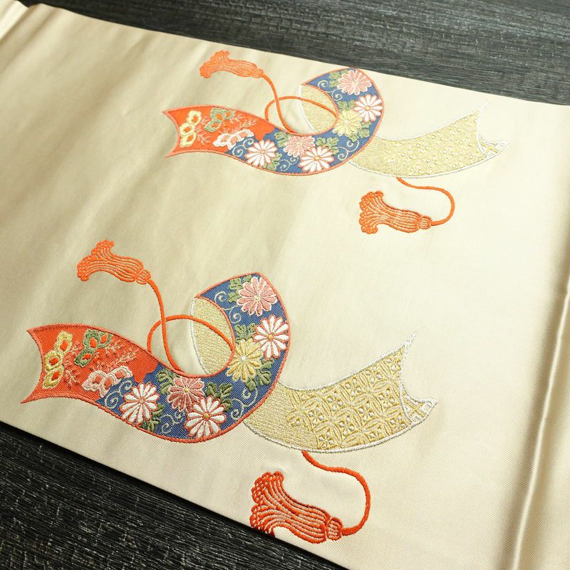 名古屋帯 太鼓柄 良品 正絹 古典柄 通し仕立て 刺繍 金糸 銀糸 帯 ベージュ_画像13