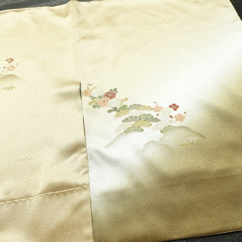 訪問着 美品 綸子 正絹 風景柄 袷仕立て 身丈156cm 裄丈64cm 箔 金彩 フォーマル 着物 ベージュ_画像14