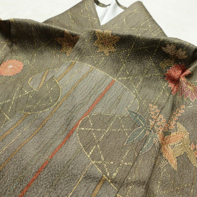 訪問着 良品 正絹 古典柄 袷仕立て 身丈166.5cm 裄丈69.5cm 一部しつけ糸付き 金彩 フォーマル 着物 緑・うぐいす色_画像18