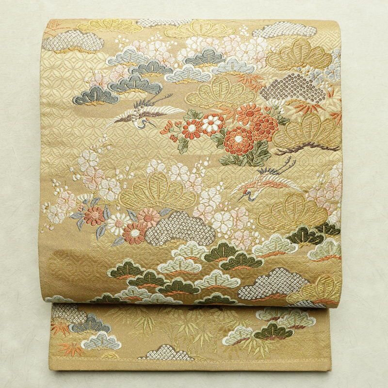 袋帯 振袖用 正絹 花鳥模様 ベージュ色ｘゴールドｘ多色 金糸銀糸 六通柄 フォーマル 仕立て上がり 着物帯 長さ448cm 【キモノオフ野々市若松店】 袋帯 振袖用 絹 波に桜紋様 ゴールドxブラックxホワイト 金糸銀糸 六