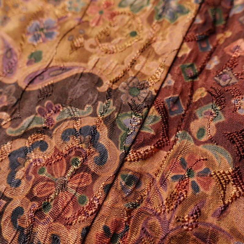 小紋 良品 正絹 花柄 袷仕立て 身丈154cm 裄丈64.5cm 一部しつけ糸付き 着物 多色使い_画像9